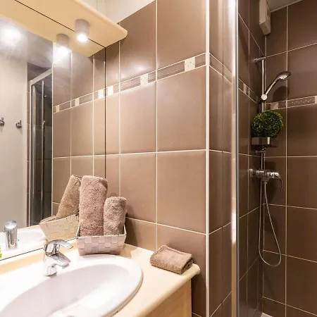 Appartement 6 Personnes A Aure - Fr-1-296-447