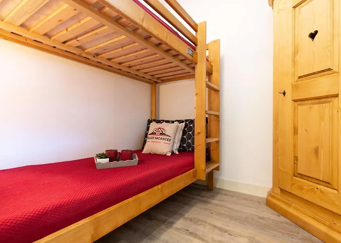 Cosy 6 Pers à Avec Piscine Couverte, Proche Pistes Et Thermes - Fr-1-296-447 Apartamento *